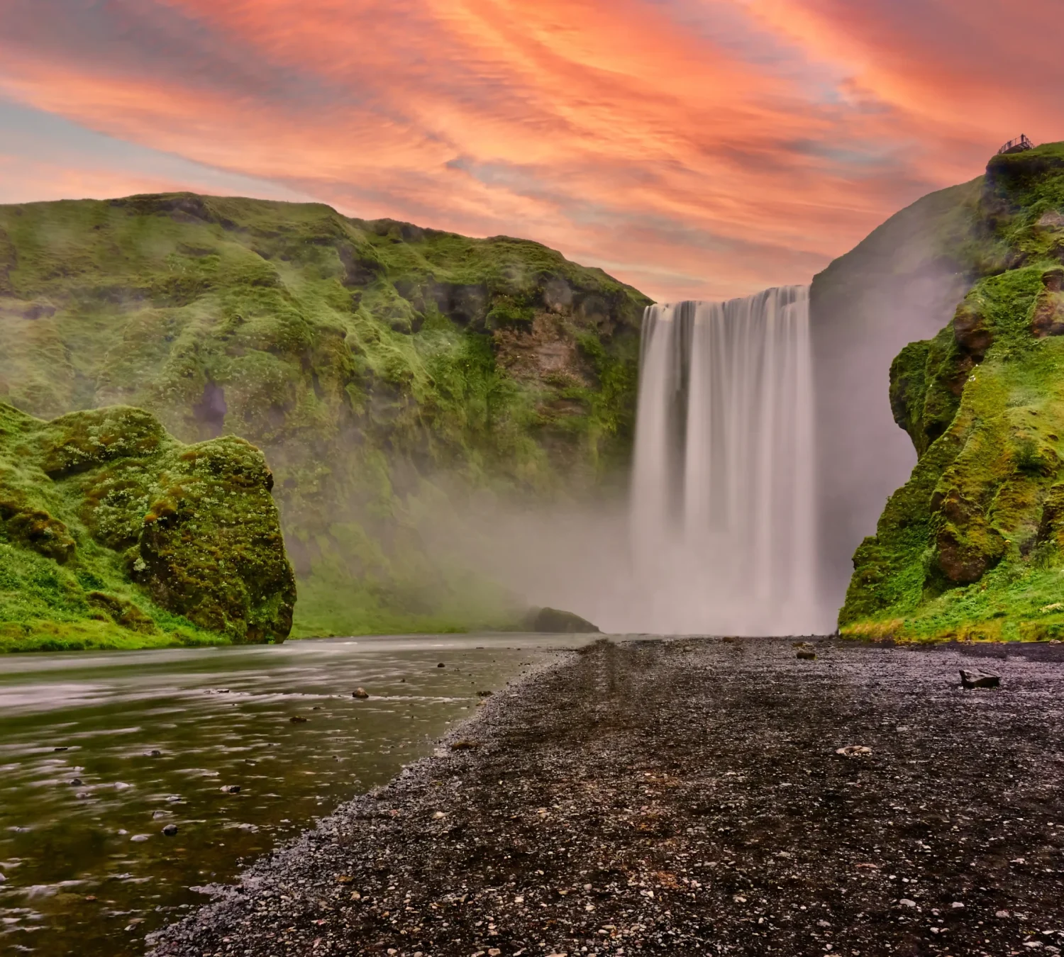 shutterstock_2039837111